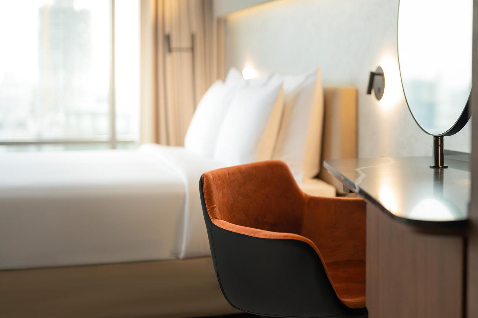 Hotel Local Dubai At Jumeirah Village Triangle Екстер'єр фото
